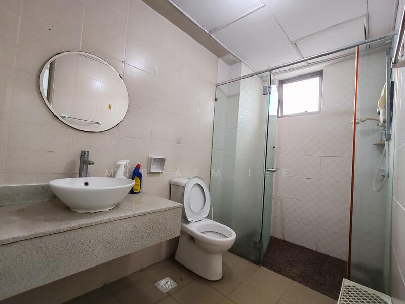 For Rent - D'Alamanda