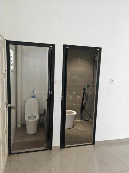 For Rent - Bungalow at Taman Senangin