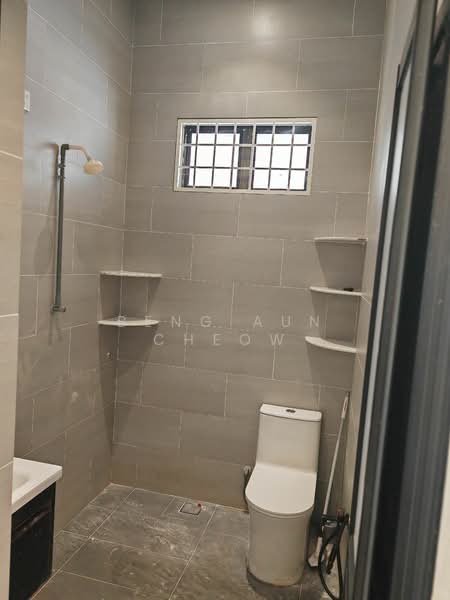 For Rent - Bungalow at Taman Senangin