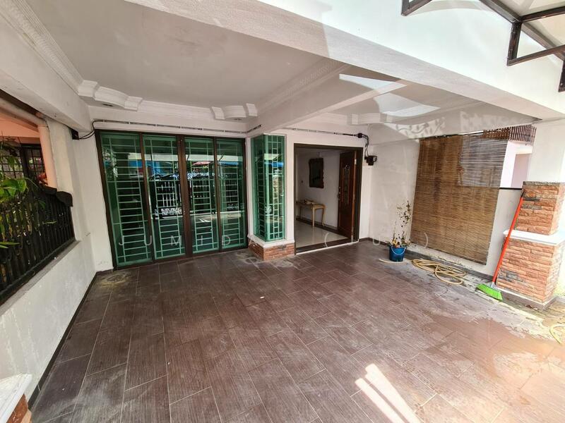 ????Facing Open????RenovatedDouble Storey Terraced House Taman Melawati, KL