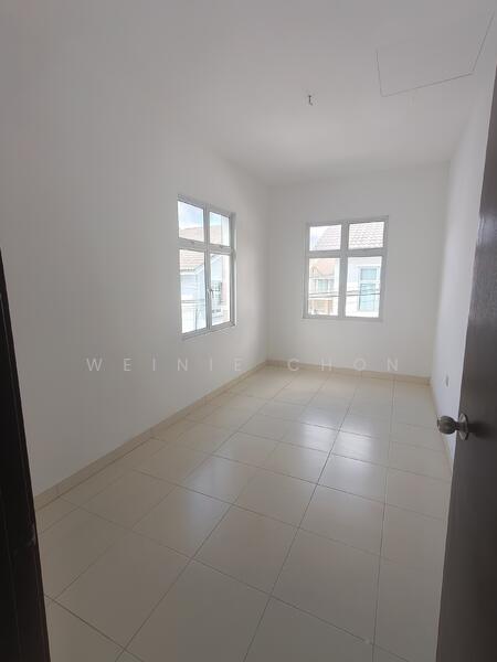 2-storey Terraced House for Sale in Taman Scientex Senai (Senai) - Weinie Chon - PropertyGuru.com.my
