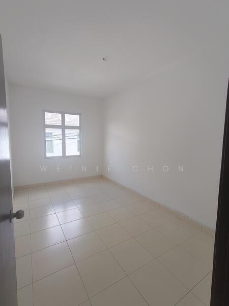 2-storey Terraced House for Sale in Taman Scientex Senai (Senai) - Weinie Chon - PropertyGuru.com.my