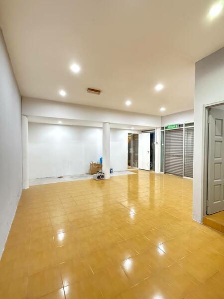 Shop / Office at Taman Chai Leng untuk Untuk Disewa - RM 1,299 /bulan, Feb 2026 - PropertyGuru.com.my