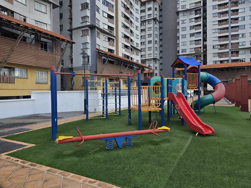 Condominium for Rent at Perdana Exclusive - Julian Tong - PropertyGuru.com.my