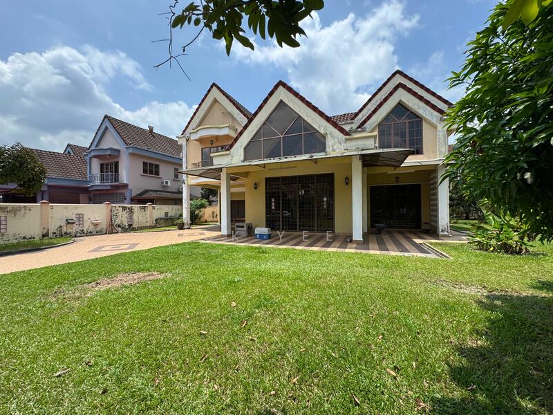 For Rent - Bungalow at Bandar Baru Sri Petaling