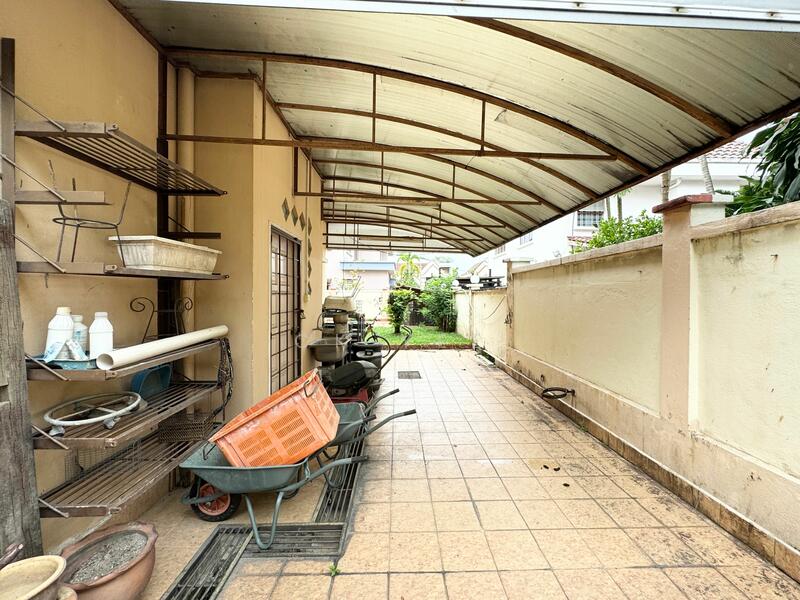 For Rent - Bungalow at Bandar Baru Sri Petaling