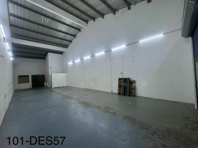 For Sale - Klang Bandar Botanic (Freehold 1storey Shop)