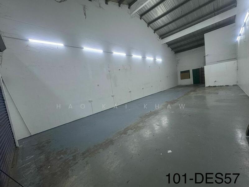 For Sale - Klang Bandar Botanic (Freehold 1storey Shop)