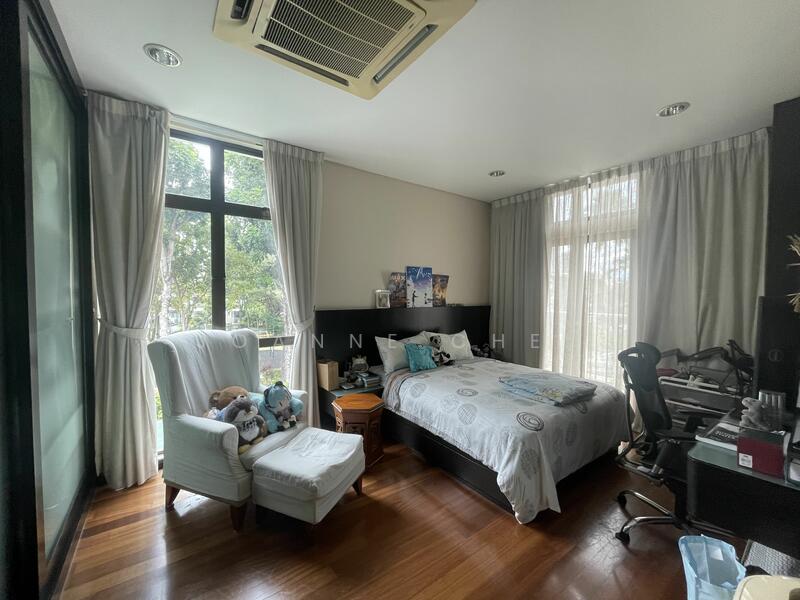 For Sale - Semi-Detached House at Tropicana