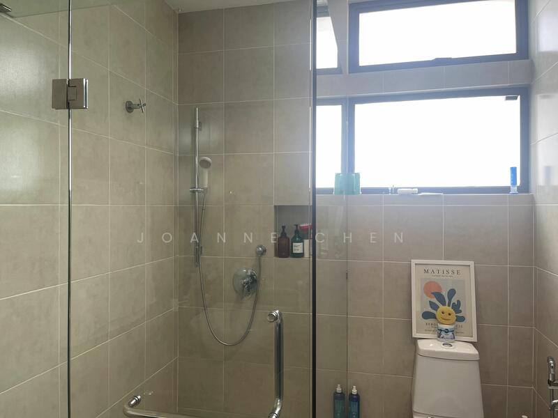 For Sale - Semi-Detached House at Tropicana