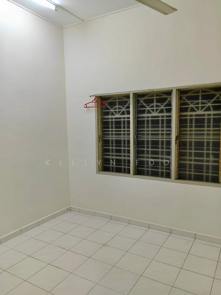 For Rent - 1-storey Terraced House at Taman Muzaffar Shah