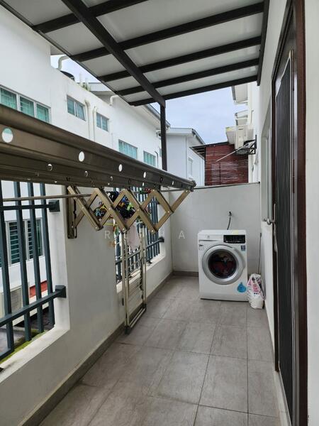 Untuk Dijual - Kazen I & II @ Taman Saujana Puchong