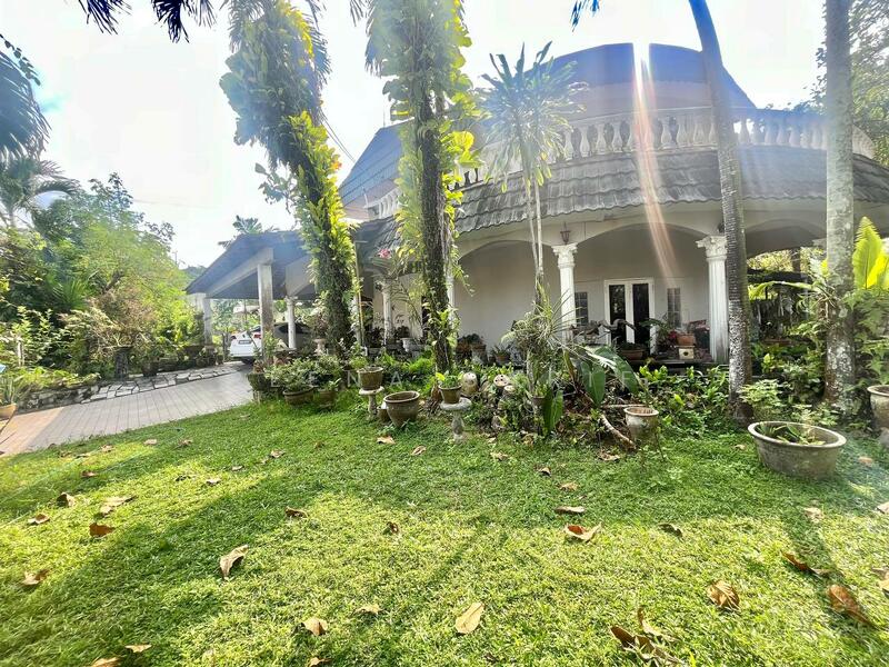 Untuk Dijual - Corner Bungalow Double Storey Jalan Limau Kasturi Bangsar