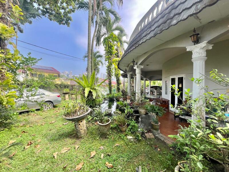 Untuk Dijual - Corner Bungalow Double Storey Jalan Limau Kasturi Bangsar