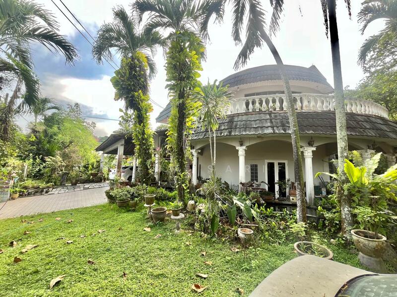 Untuk Dijual - Corner Bungalow Double Storey Jalan Limau Kasturi Bangsar