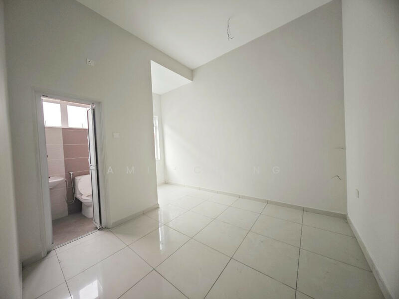 Untuk Dijual - Lahat Mines Double Storey Terrace House For Sale