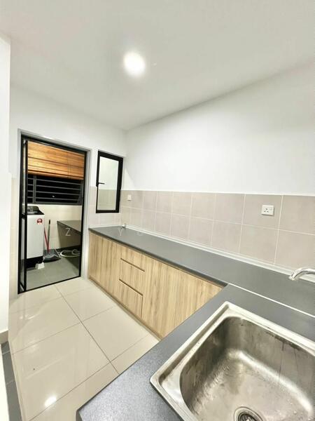 Untuk Disewa - Residensi Bukit Palma 1 (Palm Hill Residence 1)