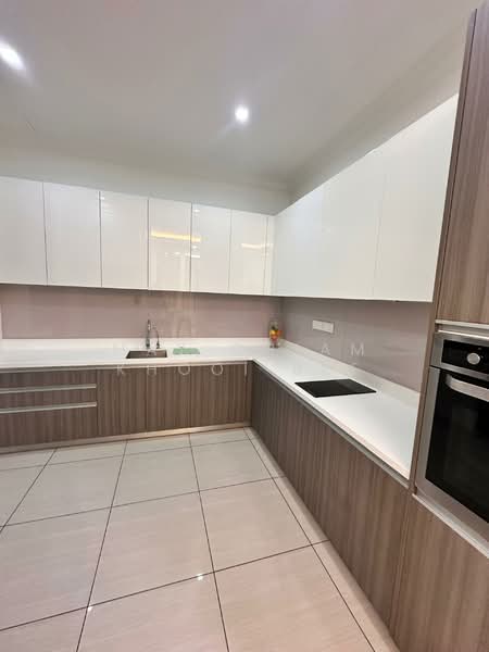 Kondominium untuk Disewa di The LIGHT COLLECTION II - May Chiam Khooi Bee - Kitchen - PropertyGuru.com.my