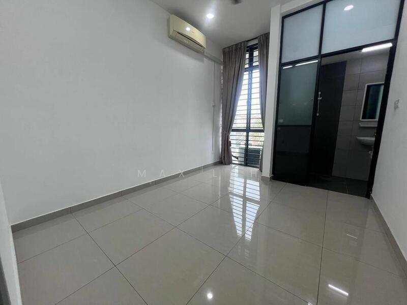 For Rent - Bandar Seri Alam, Double Storey Terrace