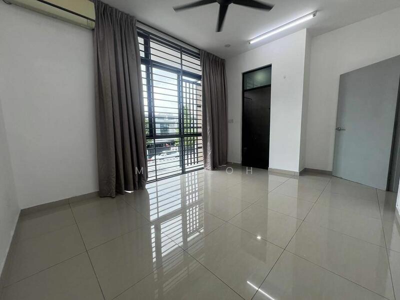 For Rent - Bandar Seri Alam, Double Storey Terrace