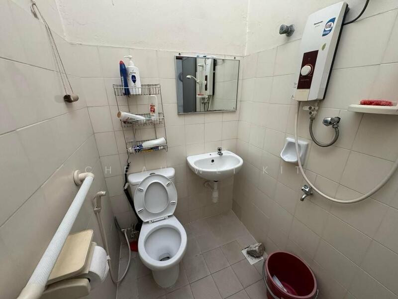 For Rent - 1-storey Terraced House at Kelana Jaya