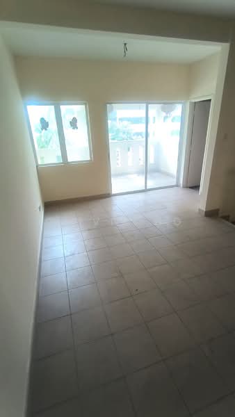 Rumah Teres 2.5 Tingkat untuk Dijual di Taman Midah (Cheras) - Olivia Ng - Living Room - PropertyGuru.com.my