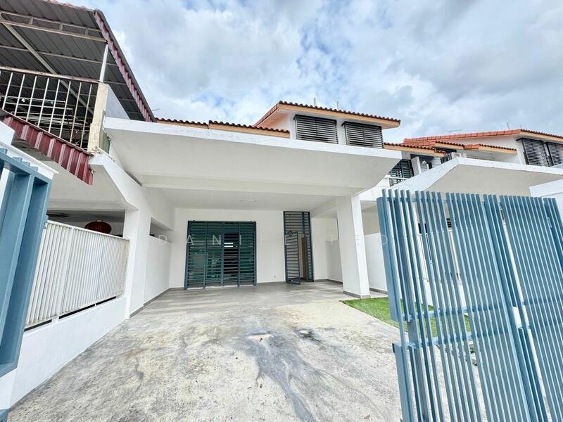 For Sale - Perjiranan 12 - Rollinia