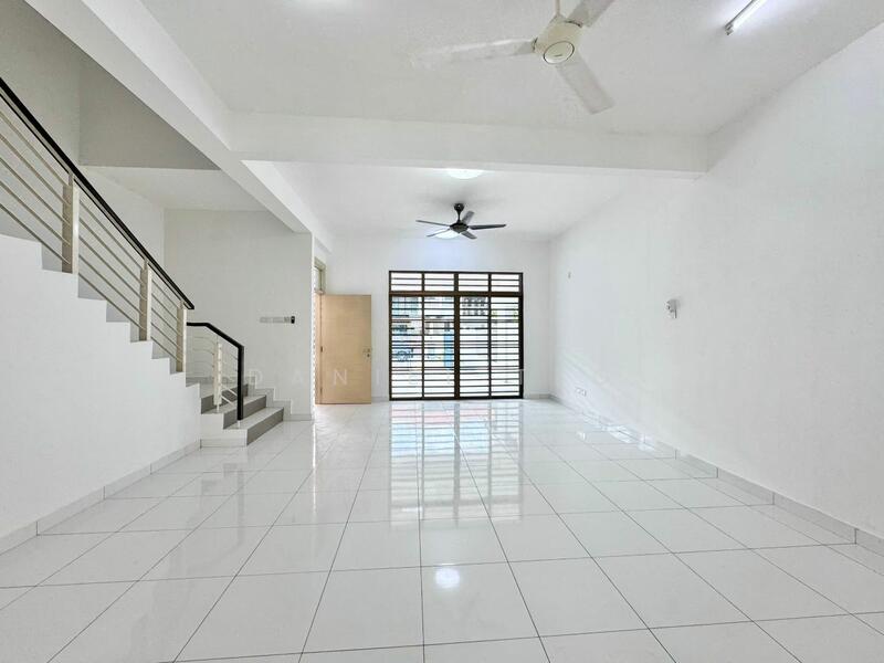 For Sale - Perjiranan 12 - Rollinia