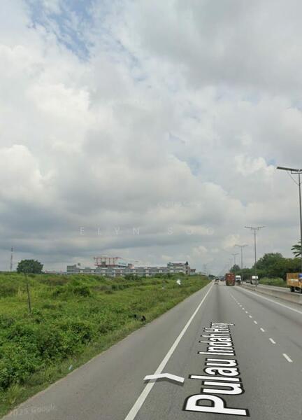 For Rent - Klang Commercial Land ( next to KESAS Highway ) Kota Bayuemas / Gravit