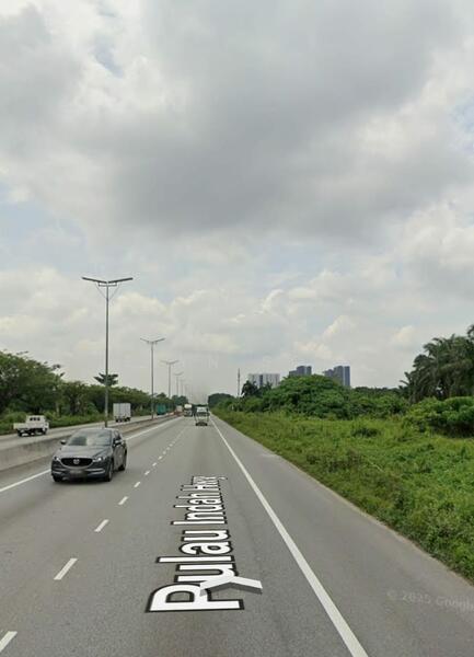 For Rent - Klang Commercial Land ( next to KESAS Highway ) Kota Bayuemas / Gravit