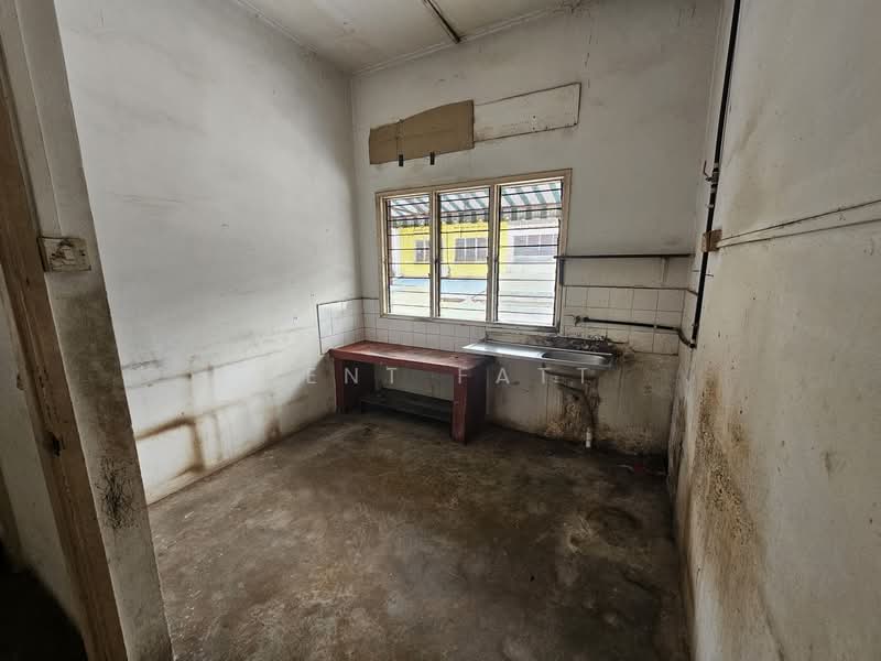 Shop for Rent in Taman Overseas Union (Taman Oug) (Jalan Klang Lama (Old Klang Road)) - Kent Fatt - PropertyGuru.com.my
