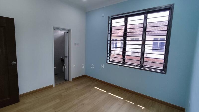 Untuk Disewa - Taman daya jalan nibong