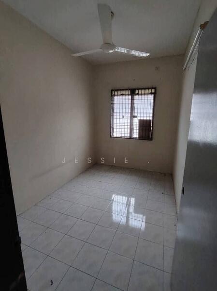 For Sale - Gunung Rapat