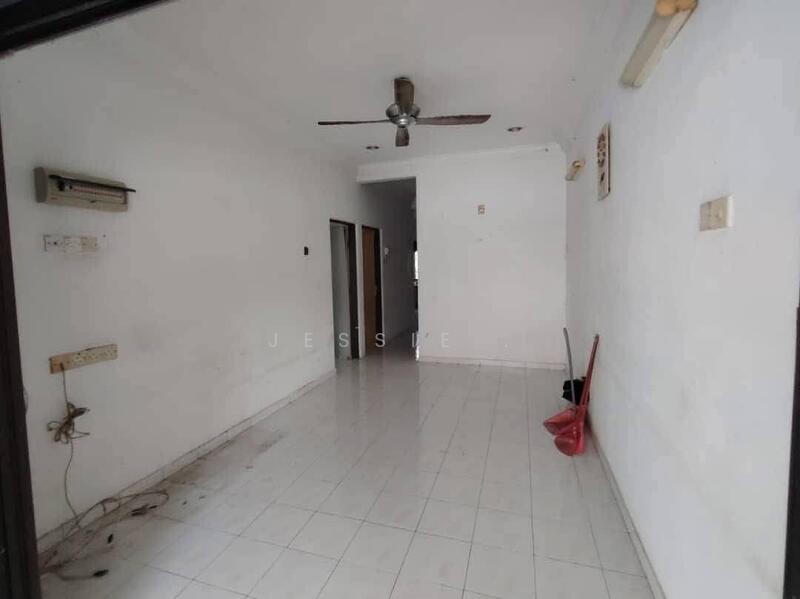 For Sale - Gunung Rapat