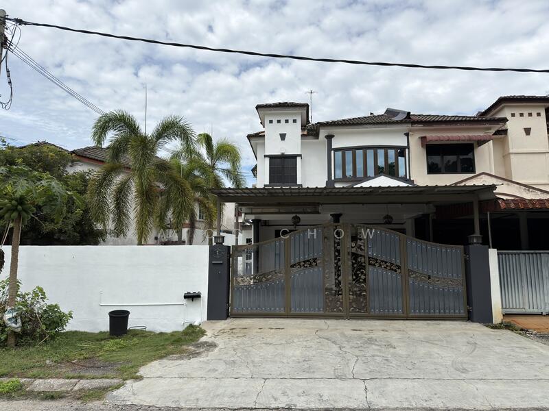 Untuk Dijual - Menglembu Berlian Intermediate Corner Double Storey House For Sale