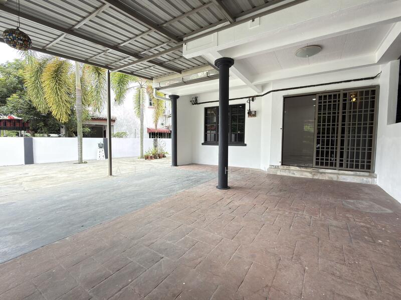 Untuk Dijual - Menglembu Berlian Intermediate Corner Double Storey House For Sale