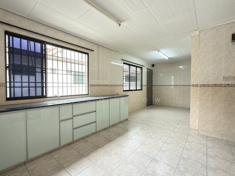 Untuk Dijual - Menglembu Berlian Intermediate Corner Double Storey House For Sale