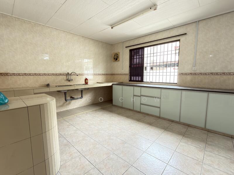 Untuk Dijual - Menglembu Berlian Intermediate Corner Double Storey House For Sale