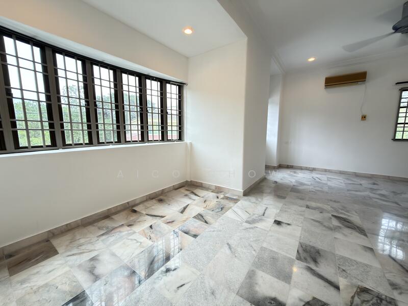 Untuk Dijual - Menglembu Berlian Intermediate Corner Double Storey House For Sale