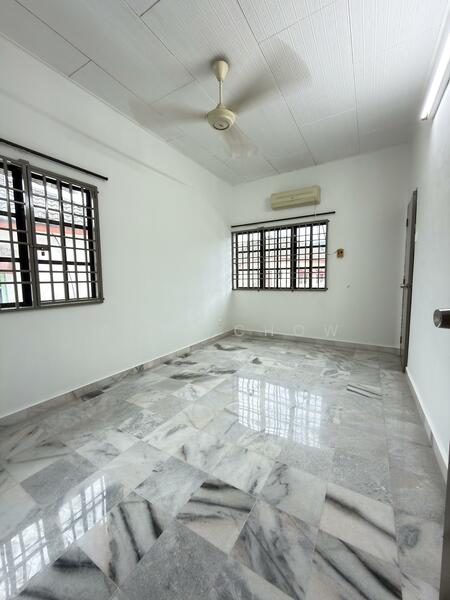 Untuk Dijual - Menglembu Berlian Intermediate Corner Double Storey House For Sale