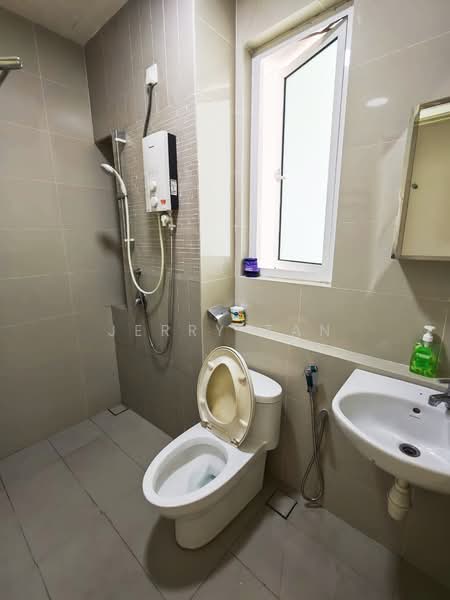 Condominium for Rent at Orchard Ville - Jerry Tan - Bathroom - PropertyGuru.com.my