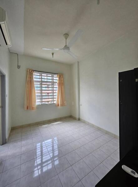 For Sale - Meru king Heights