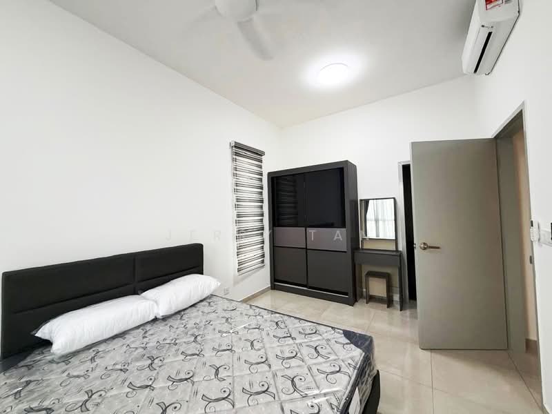 Kondominium untuk Disewa di Lucerne Residences - Jerry Tan - Bedroom - PropertyGuru.com.my
