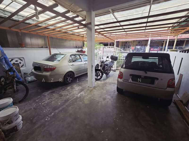 1-storey Terraced House for Sale in Taman College Heights (Sikamat) - Azrul Othman - PropertyGuru.com.my