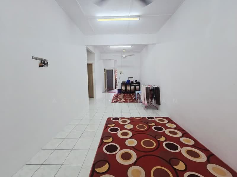 1-storey Terraced House for Sale in Taman College Heights (Sikamat) - Azrul Othman - PropertyGuru.com.my