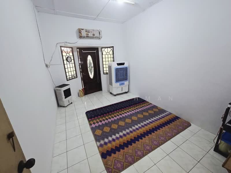 1-storey Terraced House for Sale in Taman College Heights (Sikamat) - Azrul Othman - PropertyGuru.com.my