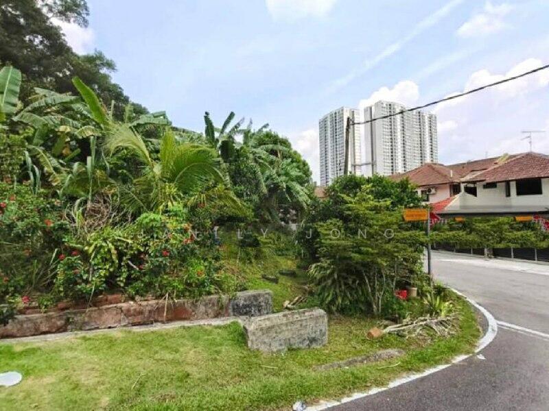 Untuk Dijual - Mount Austin Mounts Austins