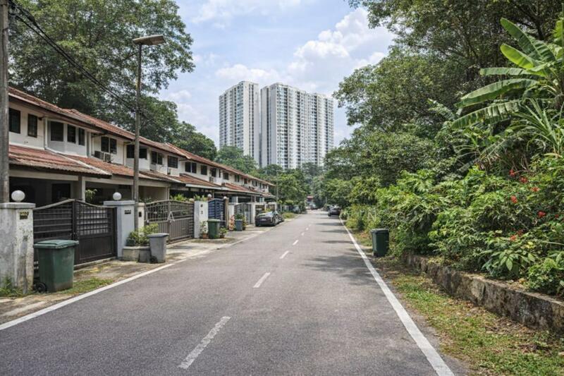 Untuk Dijual - Mount Austin Mounts Austins