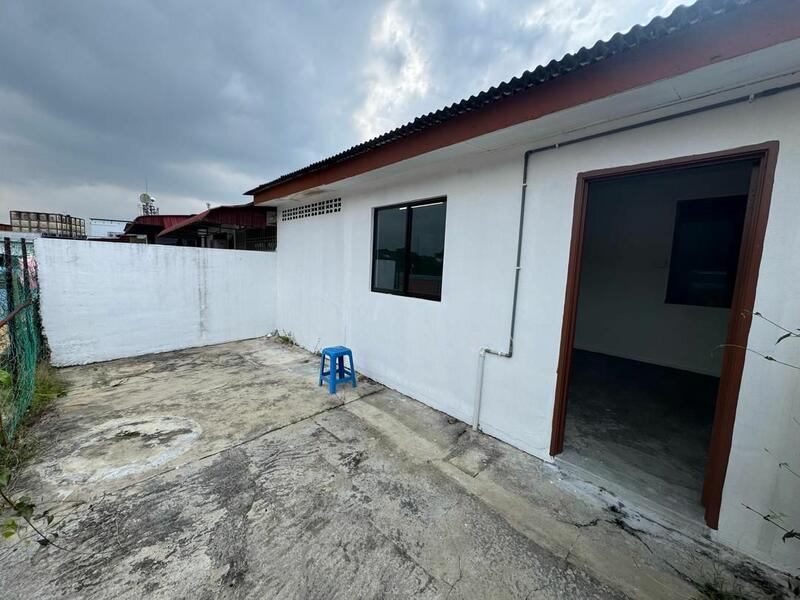 1-storey Terraced House for Sale in Taman Johor (Tampoi) - Ruby Tan - PropertyGuru.com.my