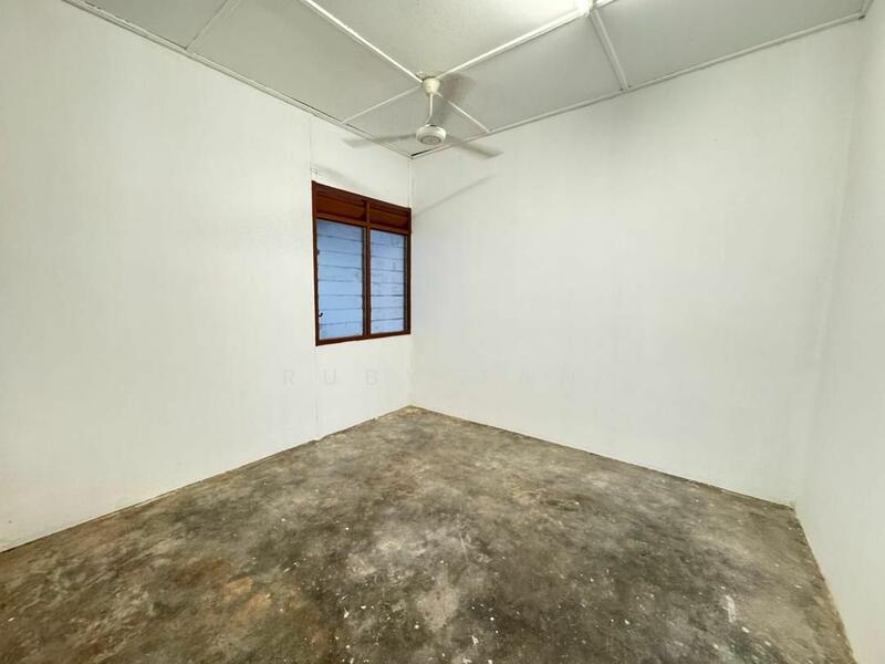 1-storey Terraced House for Sale in Taman Johor (Tampoi) - Ruby Tan - PropertyGuru.com.my